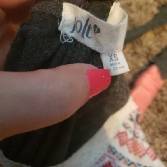 Jolt XS from buckle fits loose tank top - Picture 3 of 3